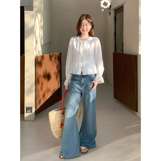 <曾小咸推荐>韩系拼蕾丝捏褶荷叶袖衬衫女 商品图2