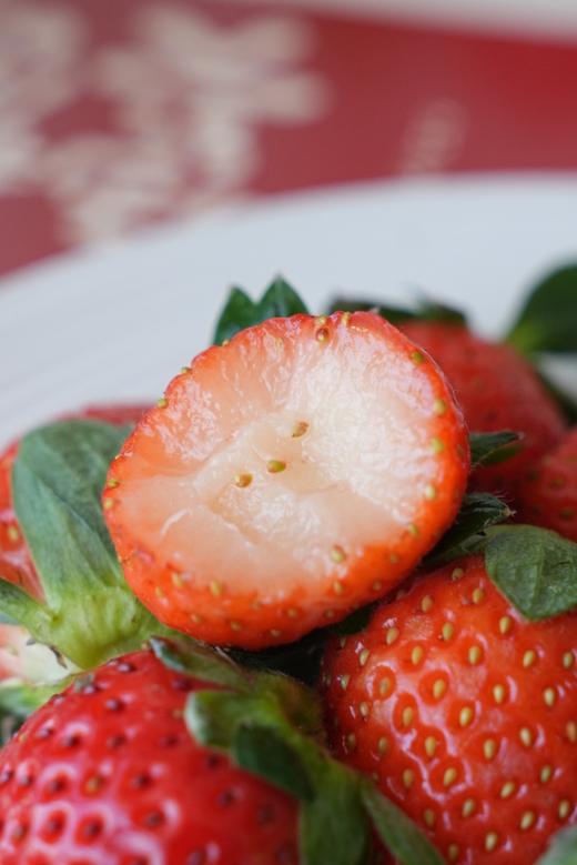 山东临沂   酵素生态香野草莓 现摘现发 商品图3