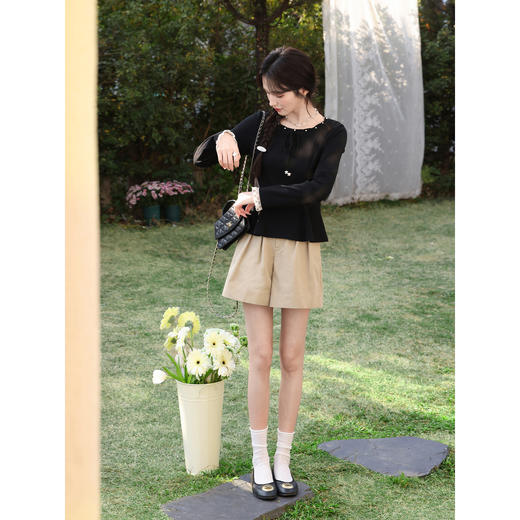 鹿向南「半岛弥香」黑色蝴蝶结T恤长袖女春季收腰显瘦高级感上衣 商品图1