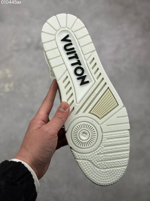 春季特惠💰720 LV 纯原版本 # 驴家 Trainer 低帮休闲板鞋 商品图8