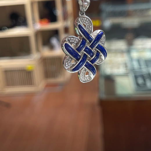 1340元/个青金石巴扎吊坠 商品图1