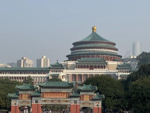 春假专场·4.1-4.3【川娃闯重庆】3天2晚工业文创与烟火重庆的碰撞之旅：感受十八梯"上半城是繁华，下半城是烟火"独特魅力；乘坐游船夜游，看洪崖洞、解放碑、大剧院等标志性建筑；专属安排重庆老火锅局 商品图3