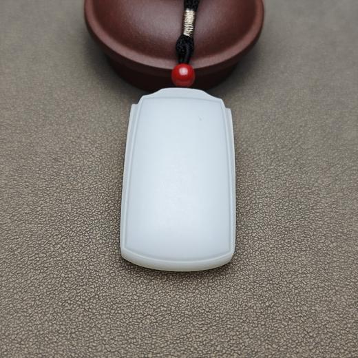 精品！新疆和田玉且末料羊脂玉大气平安无事牌 228-12 商品图0