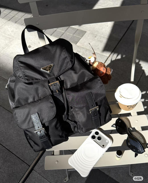 p家女款Re-Nylon中号双肩背包（配小袋） 商品图0