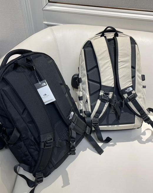 出口韩国正品北面多功能双肩包30L030202 商品图3