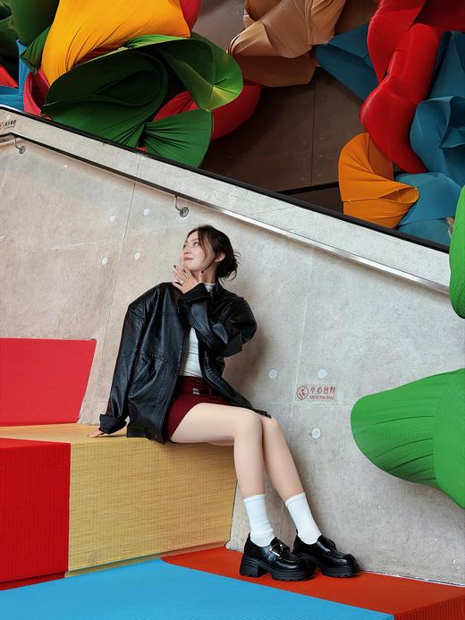 经典鲨2026春专柜新品百搭黑色4.5cm中粗跟通勤乐福鞋单鞋女KW230-617051 商品图1