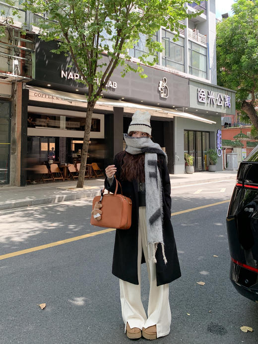 <曾小咸推荐>3.4现货秒杀 ！微信超特价！2色半拉链套头毛衣 日常139.99 立减50 秒杀89.99！！开叉休闲裤 秒杀89.99/件！！ 商品图11