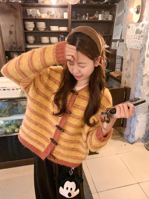 <曾小咸推荐>3.3 现货秒杀 ！微信超特价！韩系条纹毛衣 日常229.99 立减130 秒杀99.99！！休闲裤（加绒）  秒杀89.99！！ 商品图9