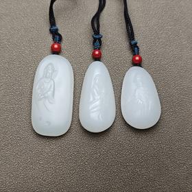 新疆和田玉且末料羊脂玉小观音 228-3