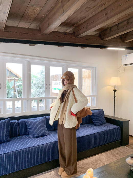 <曾小咸推荐>3.4现货秒杀 ！微信超特价！韩系复古直筒牛仔裤 日常189.99 立减100 秒杀89.99！！米杏色菱格棉服 秒杀129.99 商品图12