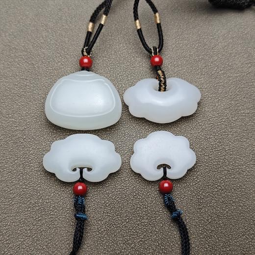 新疆和田玉且末料羊脂玉宝宝锁 228-1 商品图0