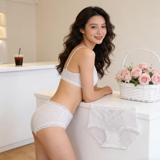 法式蕾丝透气性感三角裤中腰内裤女-纪念日百货门店同款169255826 商品图4