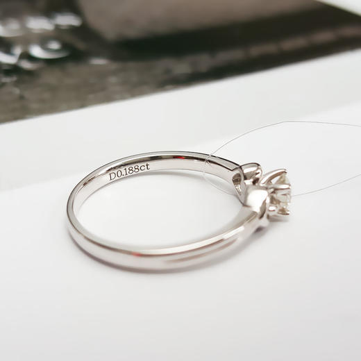 【天然正品】AU750白金时尚设计款0.188克拉钻石戒指12号（戒圈可改）030226NJS40 商品图7