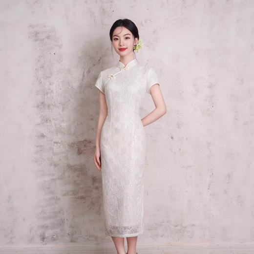2026春夏新款气质中长款蕾丝双层白色订婚日常改良旗袍XL9153 商品图1