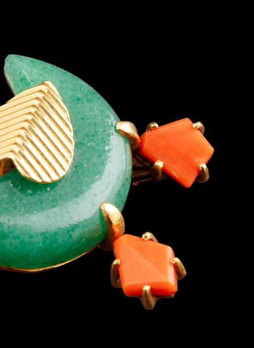 独角鹿西洋古董20世纪下半叶法国顶奢品牌Cartier签名出品小鸭造型18K黄金镶嵌绿玉髓珊瑚蓝宝石胸针 商品图5