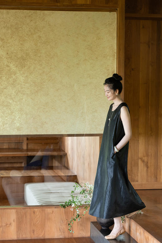 牧衣游原创重磅香云纱龟裂纹无袖连衣裙 福利款 宛婷不支持会员折 商品图5