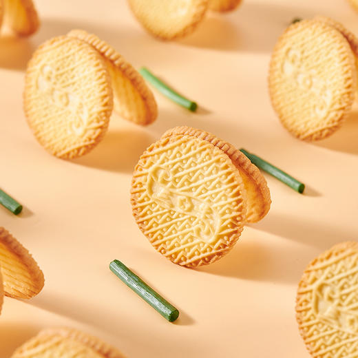 三牛袋装饼干  240g万年青 228g特色鲜葱酥 240g椒盐酥 209g巧旋风巧克力逗曲奇饼干 早餐休闲零食 商品图6