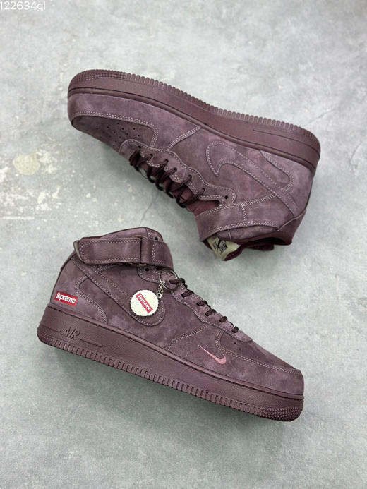 春季特惠💰460 Supreme x Nike Air Force 1 Mid 上体现得淋漓尽致！整鞋采用细腻的翻毛麂皮打造 商品图4