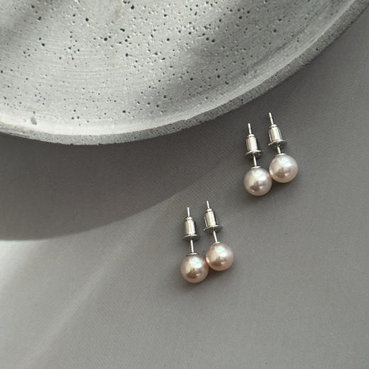 樱花粉金珍珠耳钉｜把春日温柔戴在耳间 商品图1