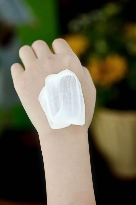 润熙泉水感清爽防晒乳 商品图2