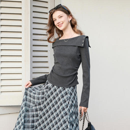 三彩2026春季新款长袖简约T恤套头上衣一字肩修身短款收腰M 商品图2