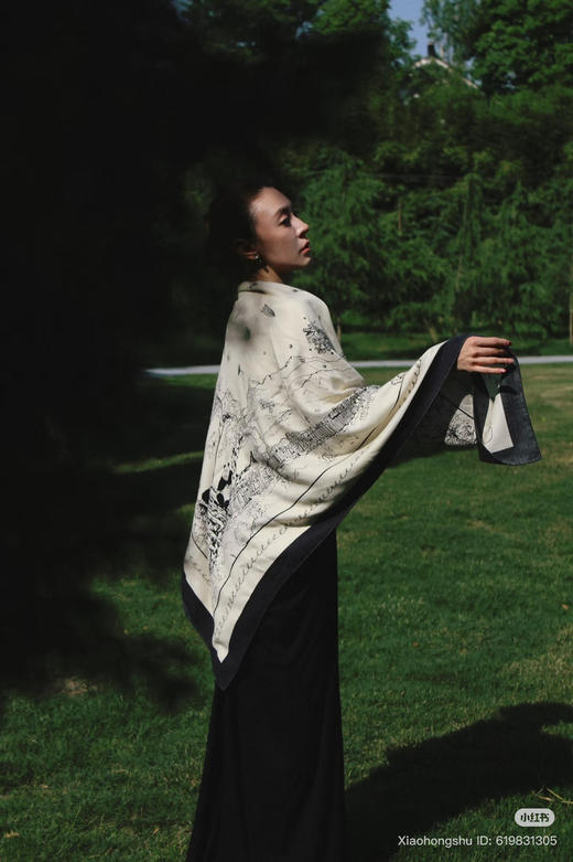 33-4 排他性独家圆正 小禾 成都街景 68羊绒32真丝 高端丝羊绒大方巾/围巾 136*136 真材实料 商品图14