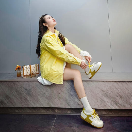 经典鲨2026春专柜新款牛皮革韩版潮流拼色系带平底休闲德训鞋女KW336-617011 商品图2