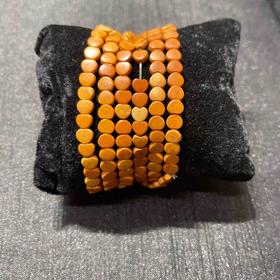 100元/条橄榄核爱心