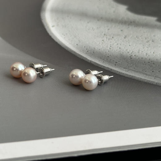 樱花粉金珍珠耳钉｜把春日温柔戴在耳间 商品图2