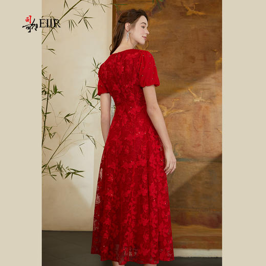 司歌喜庆红裙蕾丝中长裙短袖夏A911048X 商品图4
