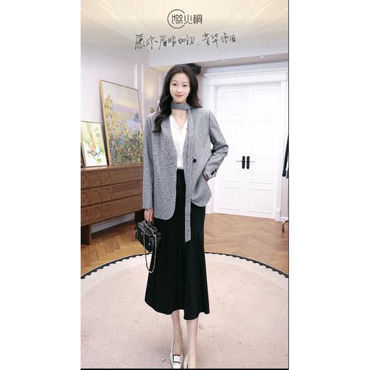 火桐hooton 摩登时代 V领亚麻西装外套 商品图0