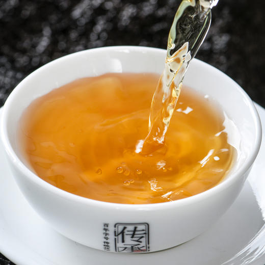 【福利特惠】2025年白茶小方片4g*15片一盒 商品图4