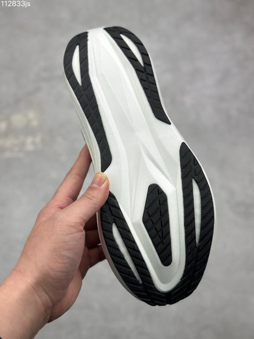 春季特惠💰340 Asics Gel-Cumulus 16 亚瑟士 防滑耐磨 休闲运动鞋 商品图8