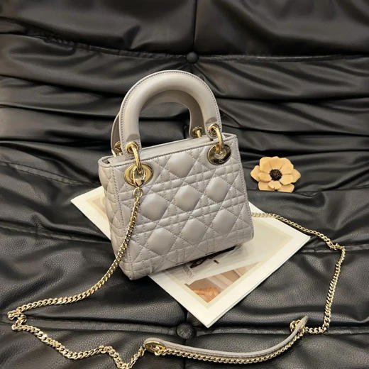 Dior 珠光灰 羊皮 三格 金扣 戴妃包 商品图1
