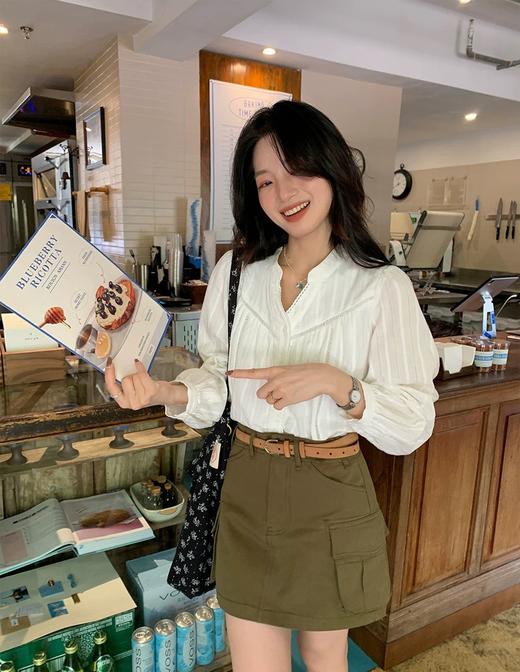 水溶花边V领衬衫 商品图1