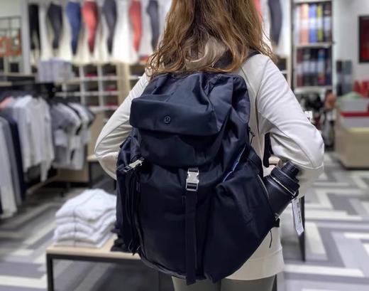 柜1280 lulu 25L大背包 商品图1