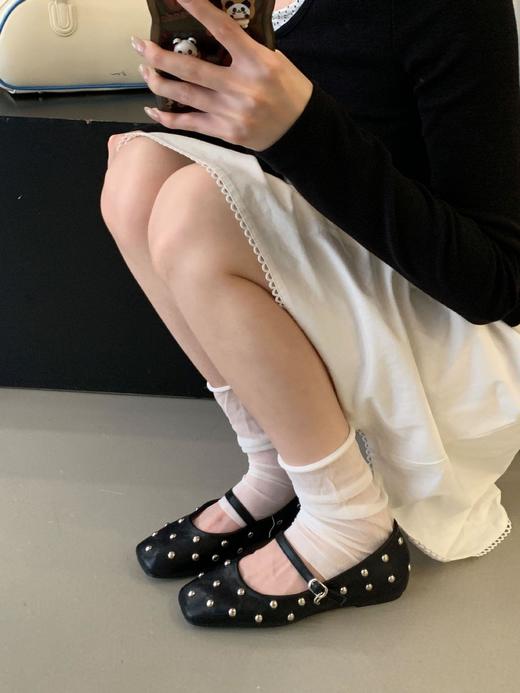 2026新复古玛丽珍鞋金属装饰一字带女鞋柳钉圆头低跟气质浅口单鞋 商品图2