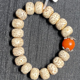 435元/条星月菩提手串