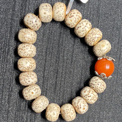 435元/条星月菩提手串 商品图0