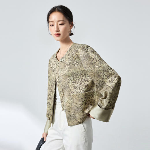 QS新中式真丝羊毛外套重磅提花盘扣2026春女撞色开衫上衣2897 商品图2