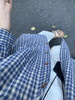 【韩系慵懒氛围❗️复古蓝白格纹宽松衬衫】经典蓝白小格纹，自带韩系慵懒氛围，不挑穿搭风格，轻松穿出随性松弛的日常感，落肩设计包容肩宽，适度放量不压个子，休闲格纹外套宽松外搭衬衣L★美物社 商品缩略图3