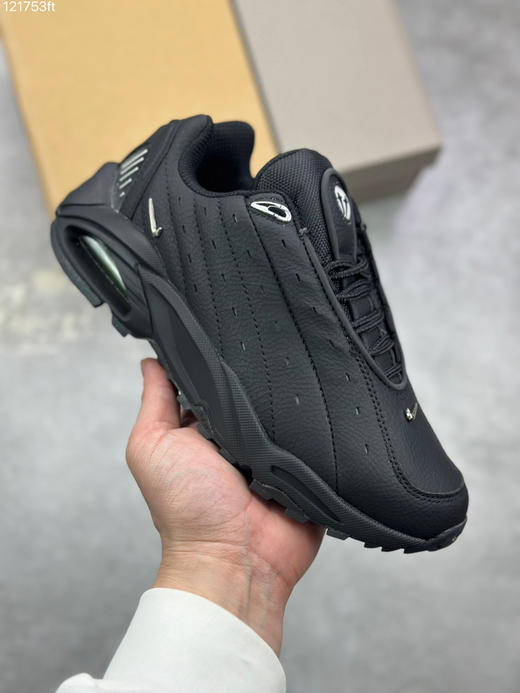 春季特惠💰350 说唱歌手 Drake 携手子品牌 NOCTA 与 Nike 一起推出全新联名款 商品图0