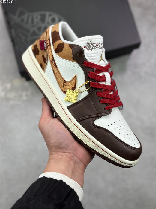 春季特惠💰390 马年限定 # Air Jordan 1 Low AJ1 WH LV 乔1 复古文化休闲运动篮球鞋 商品图0