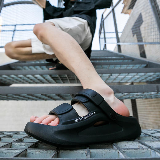 【秒杀❗️29.9抢🔥男士户外运动鞋】镂空设计透气不闷脚，升级耐磨防滑大底，一体成型迈步更流畅，踩屎感厚底拖鞋，潮流百搭软底高弹外穿夏季沙滩拖鞋子L 商品图2