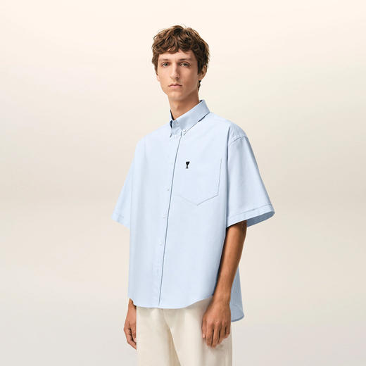 AMI PARIS 男士心形徽标刺绣棉质短袖衬衫 浅蓝色 HSH823 CO0031 450 商品图2