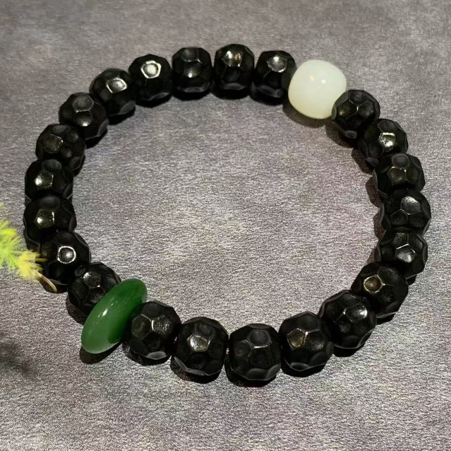 【御珠宫坊】墨碧子料手串