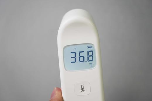 鱼跃 YHW-3红外测温仪家用医用通用型电子温度计红外线测温仪 商品图3