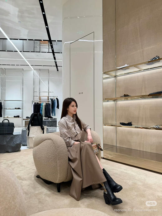 33-6 独家圆正 BBR高智感 半身长裙 嘎巴甸棉质 皮带扣风衣面料 商品图6