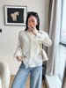 花间影~早春新款法式温柔风钩花水溶蕾丝拼接V领蕾丝衫 商品缩略图7