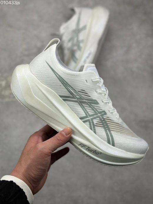 春季特惠💰340 Asics Gel-Cumulus 16 亚瑟士 防滑耐磨 休闲运动鞋 商品图3